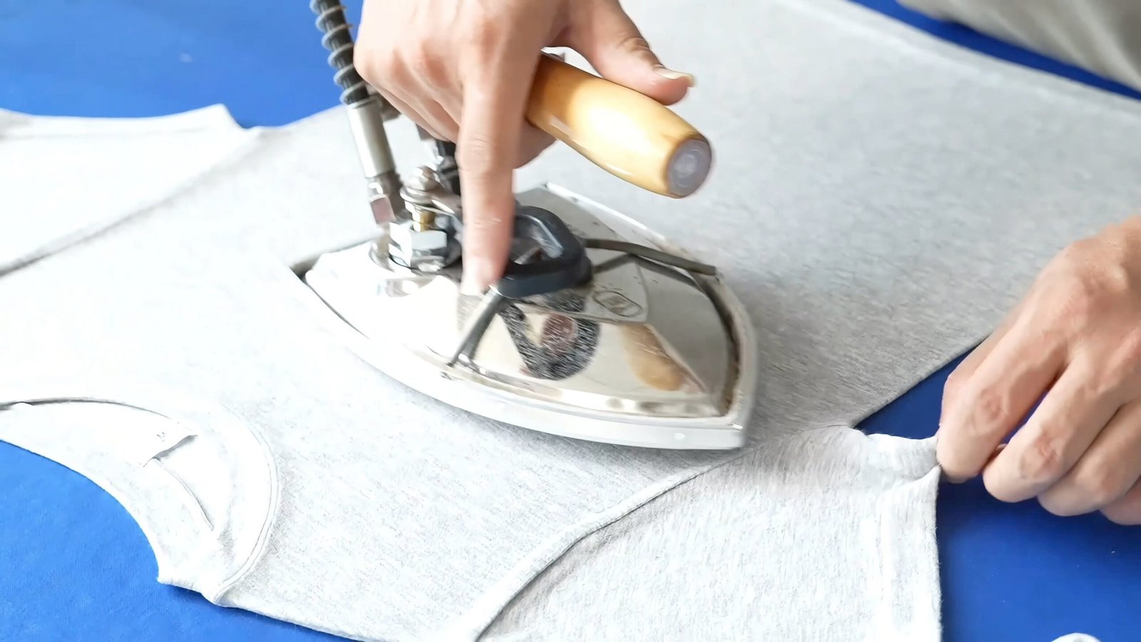 dc3a9a79d4313af5a1eb894446445641